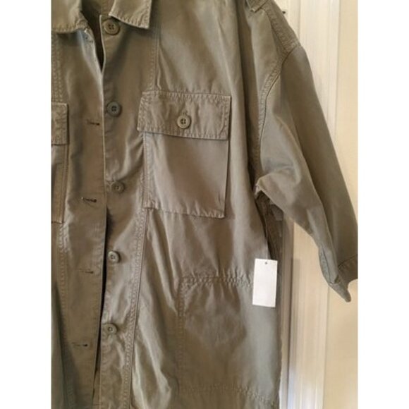 NWT 1969 GAP Shirt Jacket Shacket Medium Solid Green Army Minimalist - Picture 2 of 5